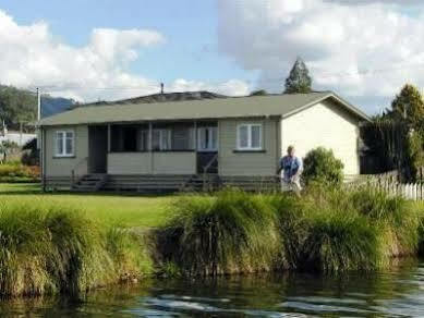 Waiteti Lakeside Lodge Ngongotaha Exterior photo